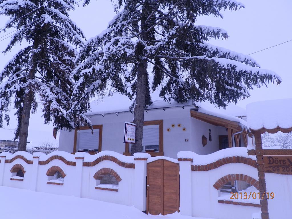 Doere Vendeghaz Apartment Bakonyszentlaszlo Екстериор снимка